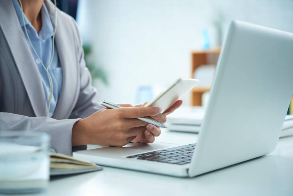 On-Hold Helps with Creative Business Communication
